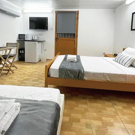 بروتاراس Comfortable, Modern Studio Apartment المظهر الخارجي الصورة