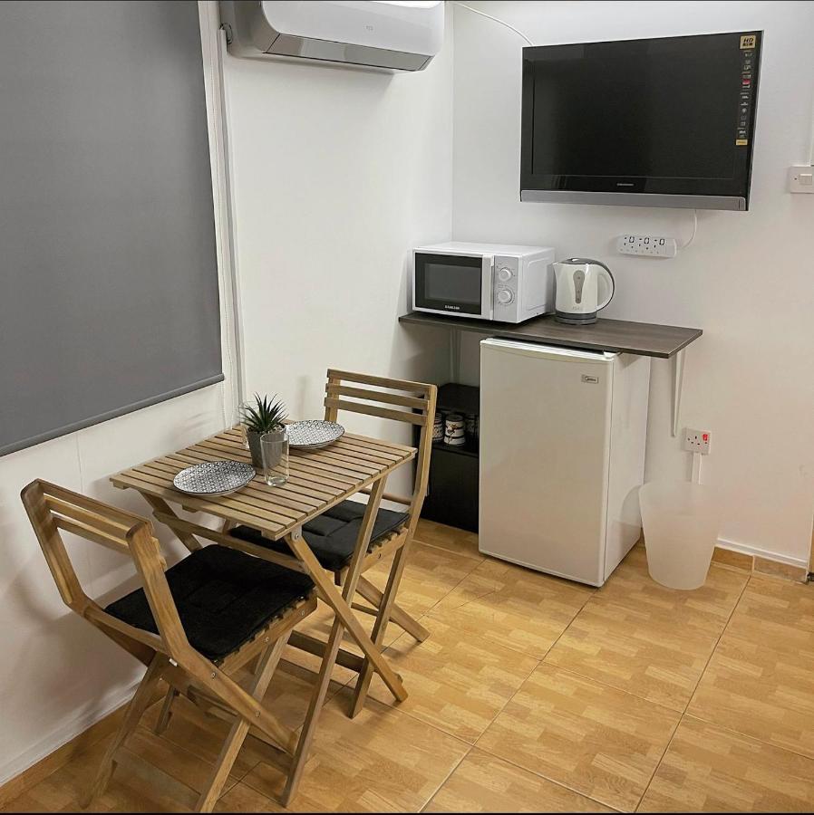 بروتاراس Comfortable, Modern Studio Apartment المظهر الخارجي الصورة